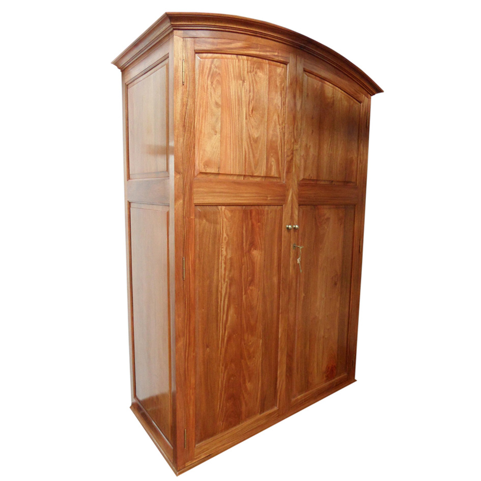 Runder Kleiderschrank