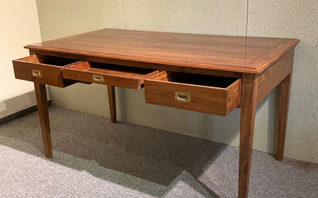 Schreibtisch LEEDS, Ausstellungsmodell